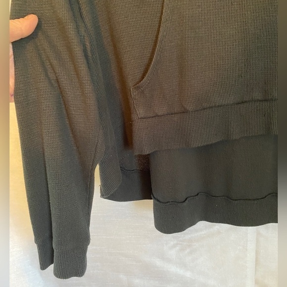 Victoria's Secret Supermodel Essentials Black Hooded Sleep  Shirt Ladies Med - Picture 6 of 12